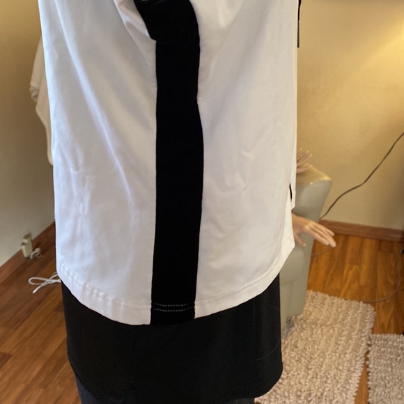 White with black stripes on sides underarms. Like new - Picture 4 of 8